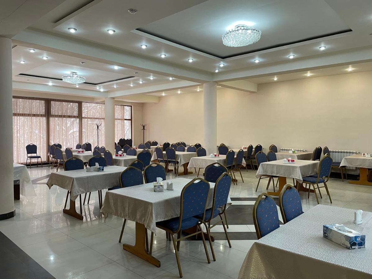 Ripa Hotel Tsaghkadzor Esterno foto
